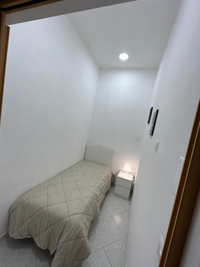 Casa Leonardo Apartment Napoli Bagian luar foto